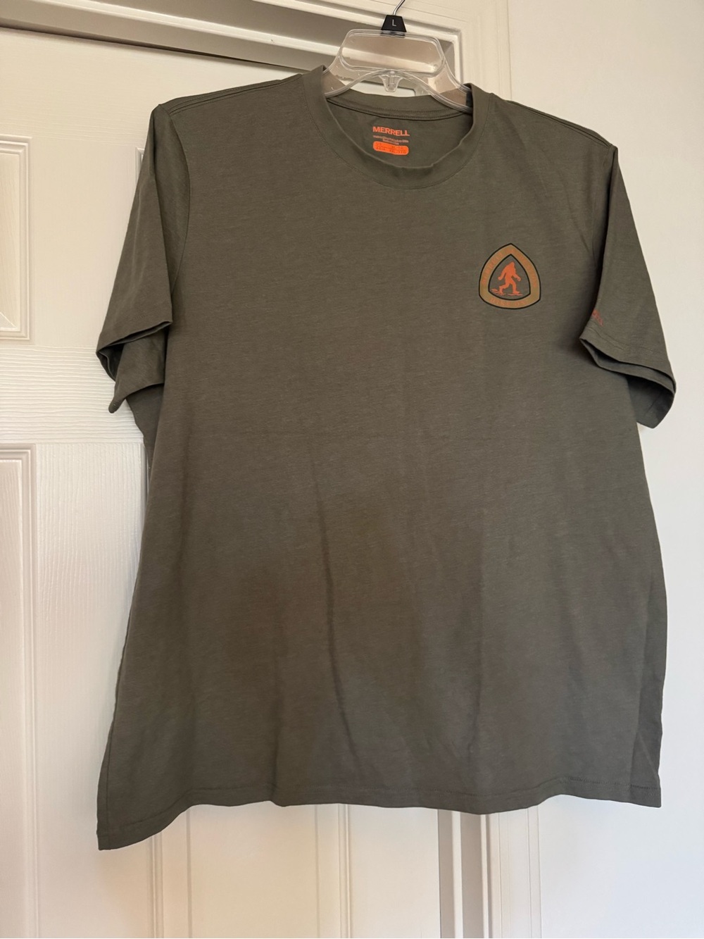 Merrell Bigfoot Trail Tee in Dusty Olive Green Heat size Men’s XL unisex